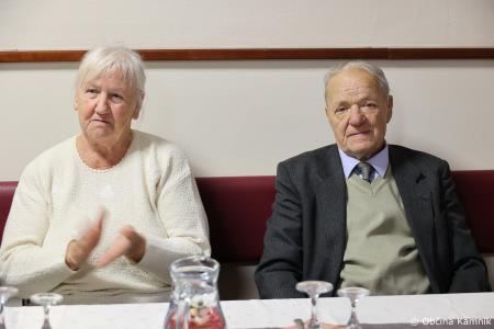 Slavnostna podelitev priznanj in cvetja diamantnim in zlatim parom  (4)